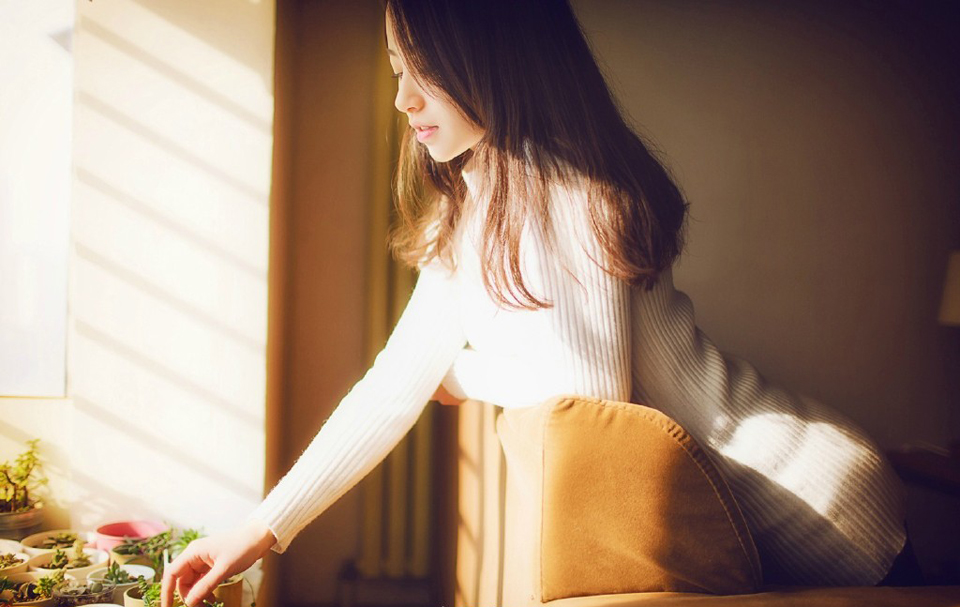 我们不走性感路线，我们走果敢路线。——韩寒《光荣日》